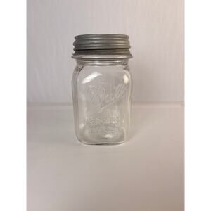 BALL PERFECT RIPPED PINT MASON JAR WITH WITH VINTAGE ZINC LID